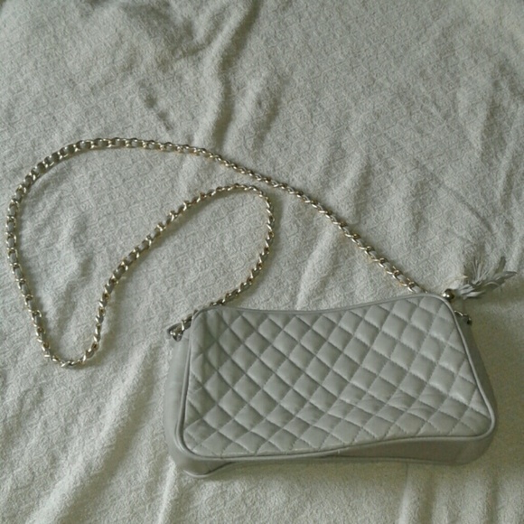 small tan purse - Picture 1 of 3